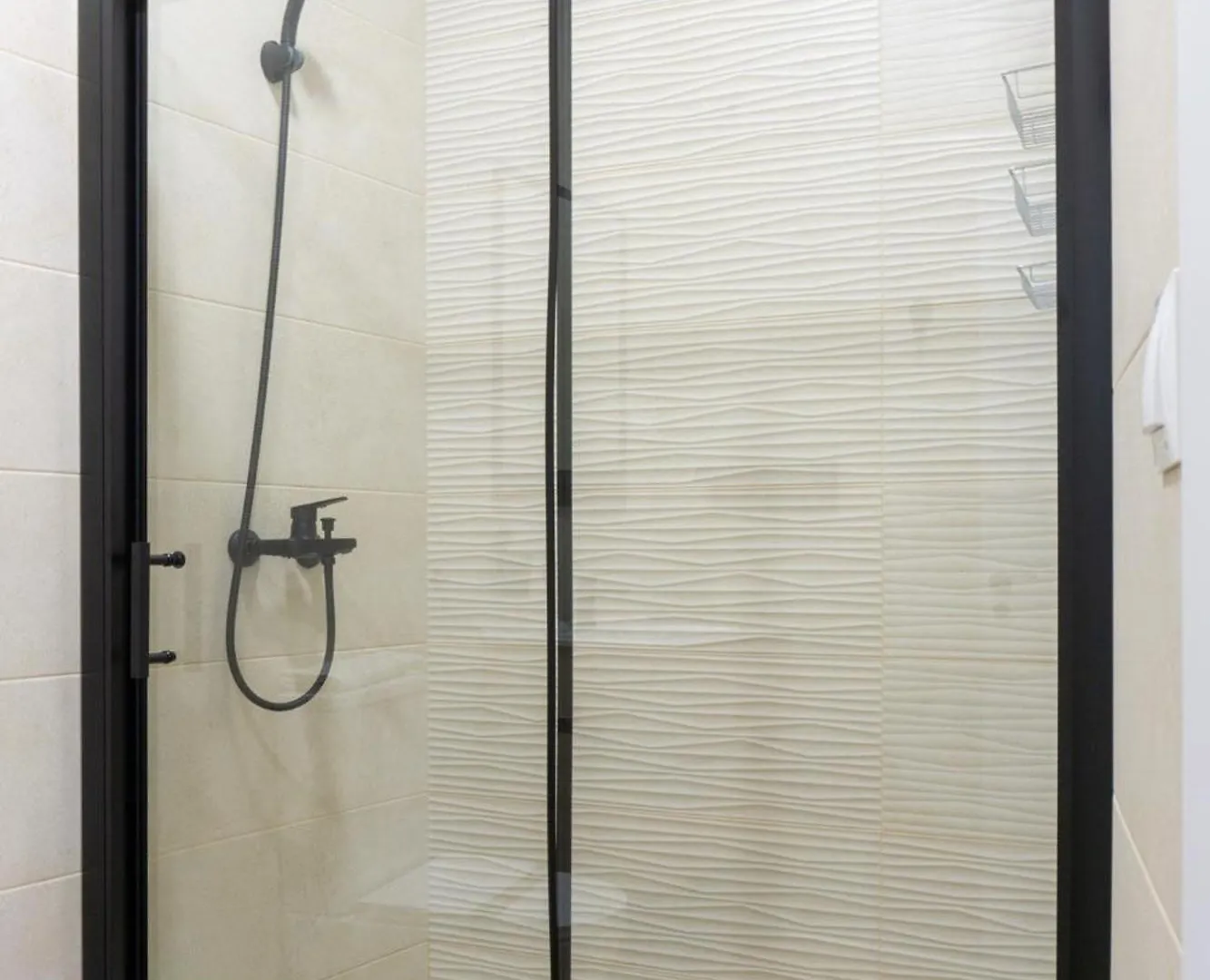 Tiro Comfort Hub Malaga 0*,